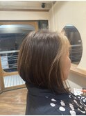 ショートボブ