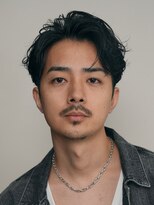 レタッチ バイ フィフス 銀座(RETOUCH by fifth)&nbsp;ラフな質感が◎スパイラルパーマ×センターパート