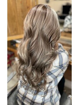 シークレットミラーズ(SECRET MIRRORS) シルバーミルクティグレージュ