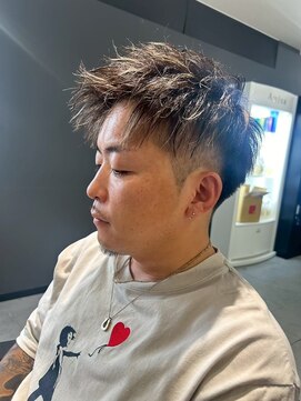 キング 楠葉店(K!ng) 波巻きツイストスパイラルパーマ/フェザーパーマ/眉毛/メンズ