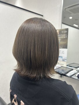 セカンド(Second) Second   ×　外ハネスタイル