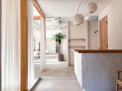 ナイアン エルア(naian elua)の写真