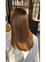 レヴィ 神楽坂(Levi)&nbsp;TOKIO縮毛矯正ミディアムロング カラー10レベル