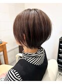 ショートボブ