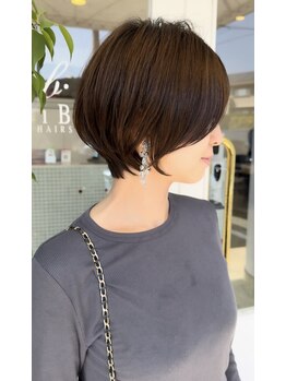ヒルズ(BiBi hills)の写真/【女性らしさを残したショート】高いカット技術力で「素髪」を活かした理想のシルエットを実現します★