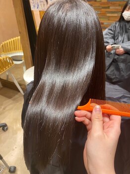 ベベ バイ モップス(be'be' by MOPS)の写真/ナチュラルな髪質改善ストレートで扱いやすく!縮毛矯正で理想の美髪を目指すサロン◎