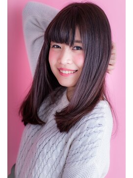 ヘアーアートシフォン 池袋西口店(Hair art chiffon) 小顔センターパートの重め黒髪くせ毛風無造作ウェーブ