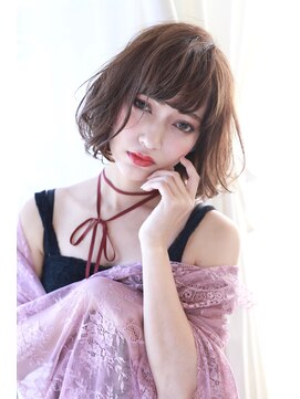 リリー(Lilly) 【Lilly】アゴラインのワンレンの大本命☆クラシカルな雰囲気に