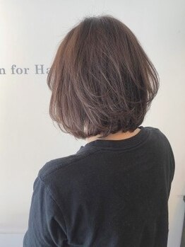 デザインフォーヘアー(De:sign for Hair)の写真/De:sign for Hairが提案する"オトナ小顔ショート・ボブ×透明感カラー"。360度どこから見ても完璧なStyleに
