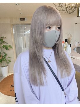 ソワンドブレスセルン 心斎橋(soin de brace cerne) ホワイトカラー×艶トーン