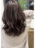 【LIKO  hair make】似合わせハイライトミディアムデザイン