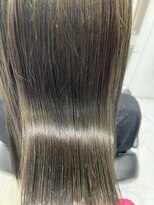 エスカーラ 表参道(THE ESCALA)&nbsp;@m_ayu/髪質改善トリートメント/グレージュカラー/タビラマユミ