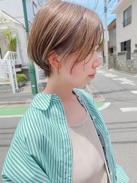 モリオ フロム ロンドン 大宮2号店(morio from London) 【なかじま ひびき】アッシュベージュシースルーショートボブ