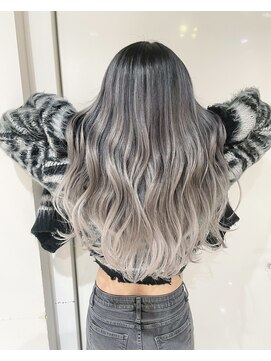 アライブ ハラジュク(ALIVE harajuku) ホワイトベージュバレイヤージュ