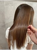 艶ベージュ