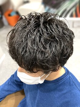 プルス ウルトラ(PLUS ULTRA)の写真/【出町柳2分/メンズ専門】初めてのパーマ・カラーも安心して任せられる！当日予約OK！学割有り◎