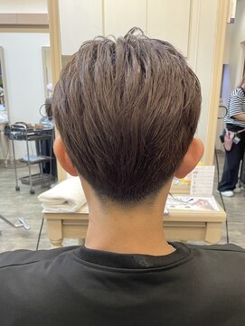 アルターリール(aL ter Rire) ダークアッシュ/韓国マッシュ/スペインカール/中村郁未