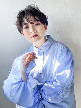 シオン(shion) 似合わせカットフェザーショートメルティカラー_89100