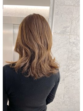 リアン(Lian) 明るめカラーにも髪質改善デジタルパーマデザイン