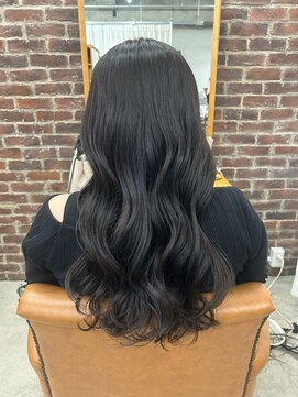 山野愛子美容室 銀座店 透明感グレージュ×波巻き×韓国