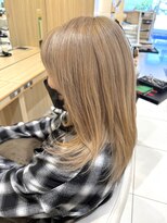 アッシュ 成瀬店(Ash) ミルクティーベージュウルフレイヤースタイル