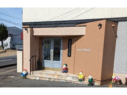 美容室 セブンドワーフス(Seven Dwarfs)の写真
