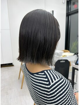 ビューナゴヤ 名駅(VIEW NAGOYA) 丸顔/ミニウルフ/チェリーブラウン/ショートボブ