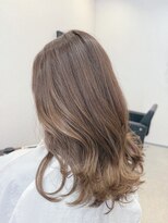 ニーラ バイ ニライカナイ 八幡宿店(Neela By Nirai Kanai)&nbsp;白髪ぼかし/グレージュ/バレイヤージュ/韓国風/ハイライト/前髪