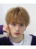 シャドウパーマショートマッシュツーブロック韓国スパイラル黒髪