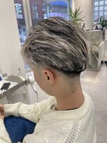 イリ(iLi) 【iLi×HIRAI】ショートフェザー×ホワイトメッシュ