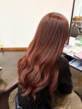 ラリュエル 江曽島店(La Ruelle.) レッドカラー