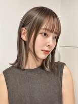 カバーヘア ブリス 志木南口駅前店(COVER HAIR bliss)&nbsp;フェイスフレーミング切りっぱなしミディ/くすみベージュp志木