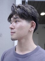 シキ(SIKI)&nbsp;メンズカットハイライトブリーチバレイヤージュパーマ