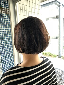 スタジオ アルファプラス 日暮里店(studio α+) アッシュ×前下がりボブ♪