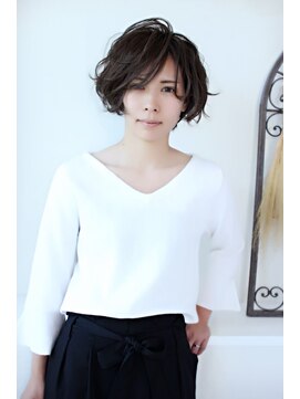 ラブレスカルペディエム(LAVLESS Carpediem) 『LAVLESS』前髪なしショートボブ