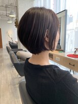 アーロン(aaron)&nbsp;【サロンワーク】耳掛けがオシャレなショートボブ。