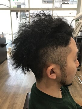 ヘアルーム アルモ(hair room ALMO) やんちゃなツイストスパイラル