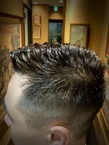 ヒロギンザバーバーショップ 大宮店(HIRO GINZA BARBER SHOP)&nbsp;テーパーフェード　アイパー