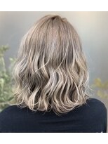 レム 聖蹟桜ヶ丘店(REM)&nbsp;おしゃれミルクティーアッシュ