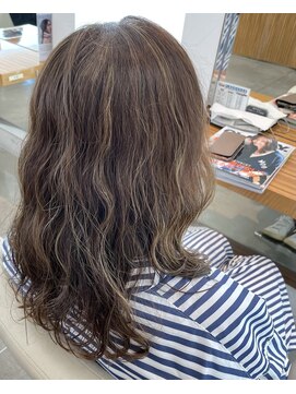 カッツ 笠岡店(CUT S) 透明感抜群ハイライト