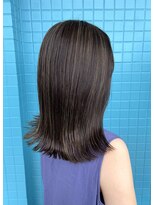 オンフリーク(on Fleek)&nbsp;ミディアムグレージュ