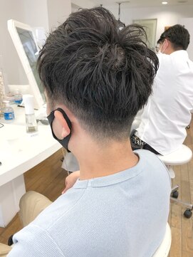 ヘッズ 本八幡店(HEADS) MEN'S HAIR センターパート ツイストスパイラル コンマヘア