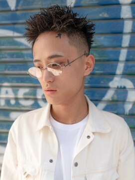 エフエム 明大前(FM) バーバー ツイストパーマ/ツイスパ/ビジネス/フェードカット