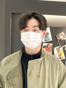 モッズヘア 仙台長町店(mod's hair) 【滝口】カルマパーマ サイドパート 前下がり 高め刈り上げ