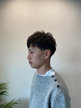 小谷理髪店 ソル(SOL) ２ブロックショートマッシュ