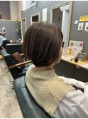 立体感あるショートヘア