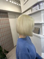 ペレ 渋谷(PELE)&nbsp;黒髪/グレーベージュ/レイヤーロング/前髪パーマ/渋谷