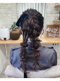 ツインポニー