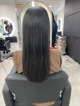 グランドライン(GRAND LINE) 《GRANDLINE友田千栄》黒髪艶髪ロングスタイル 韓国ヘア