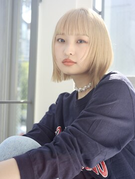 エムスラッシュ アヴェダ 自由が丘(M.SLASH AVEDA) レイヤーカット/ハイトーンカラー/切りっぱなし/ロブ/自由が丘